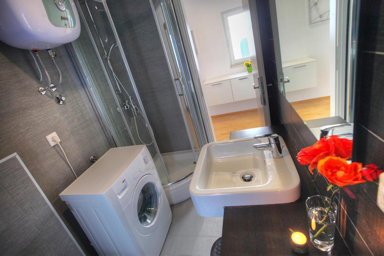 Casa Marina Apartments ชิเบนิก ภายนอก รูปภาพ