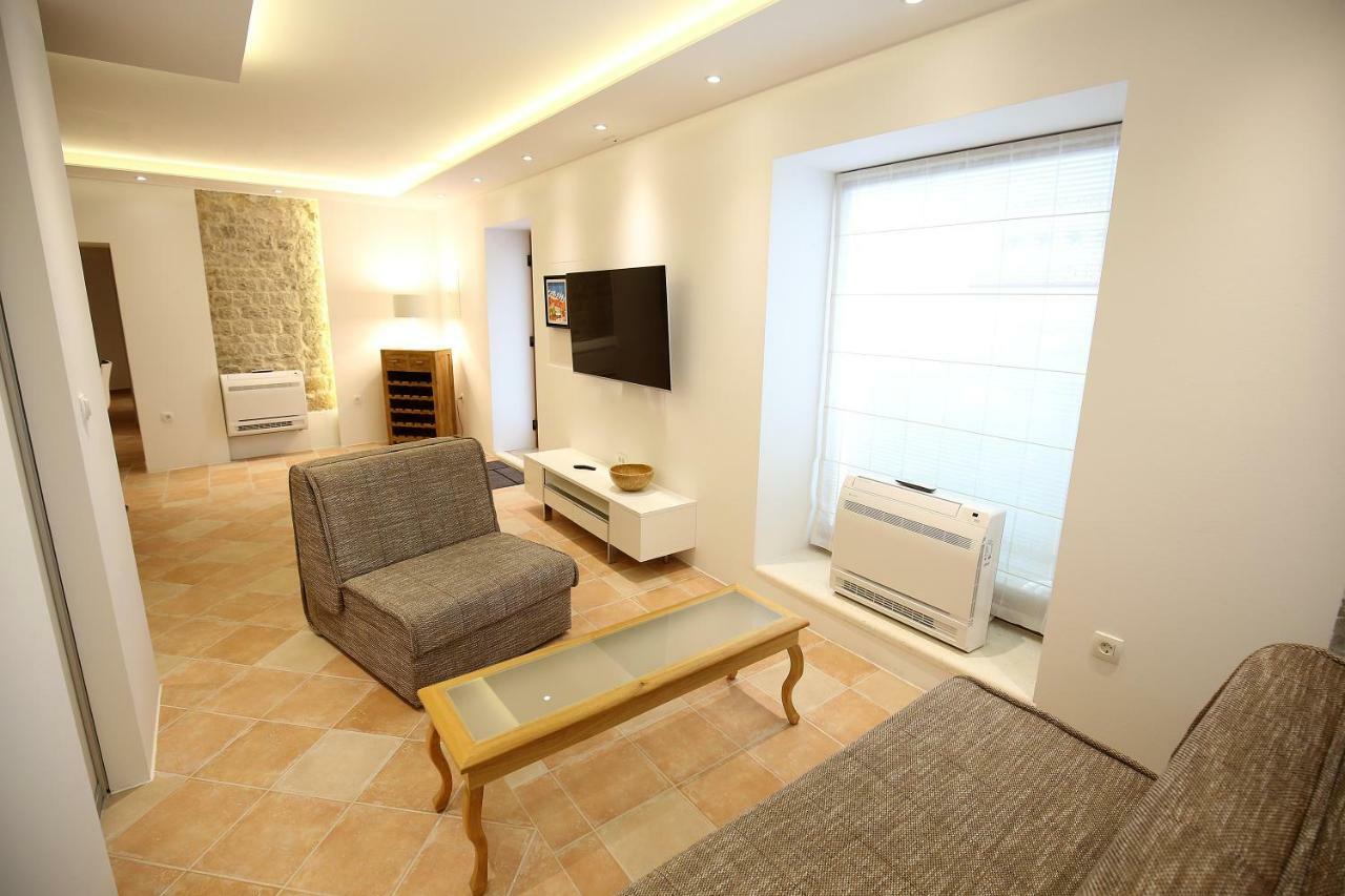 Casa Marina Apartments ชิเบนิก ภายนอก รูปภาพ